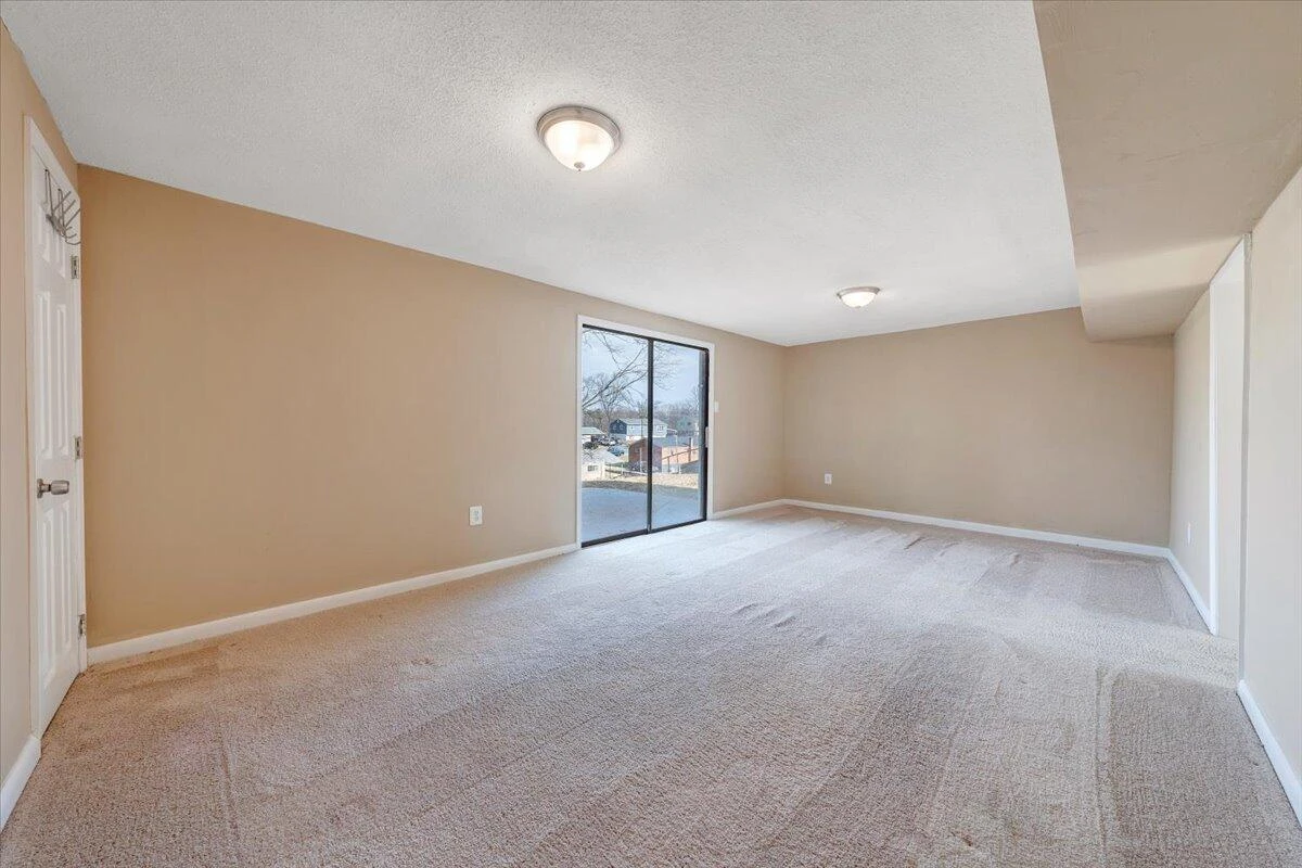 3853 Red Fox DR NW - Photo 24
