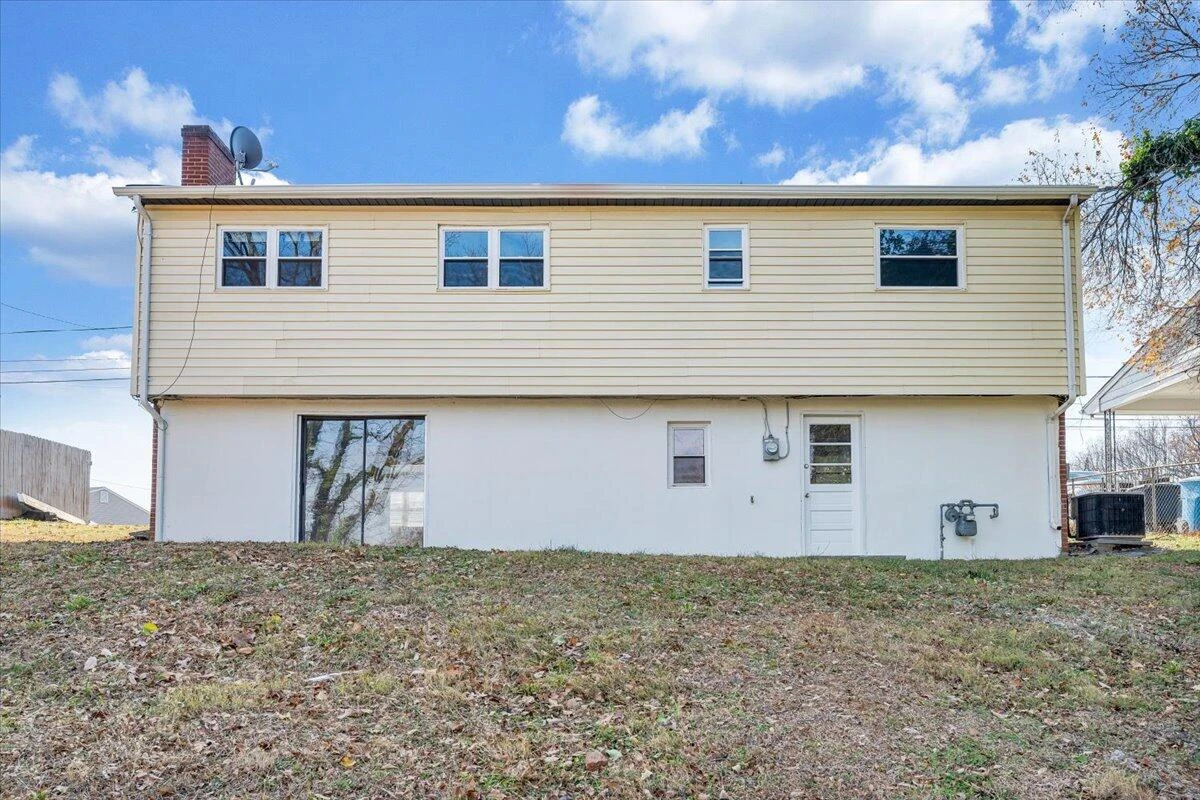 3853 Red Fox DR NW - Photo 32