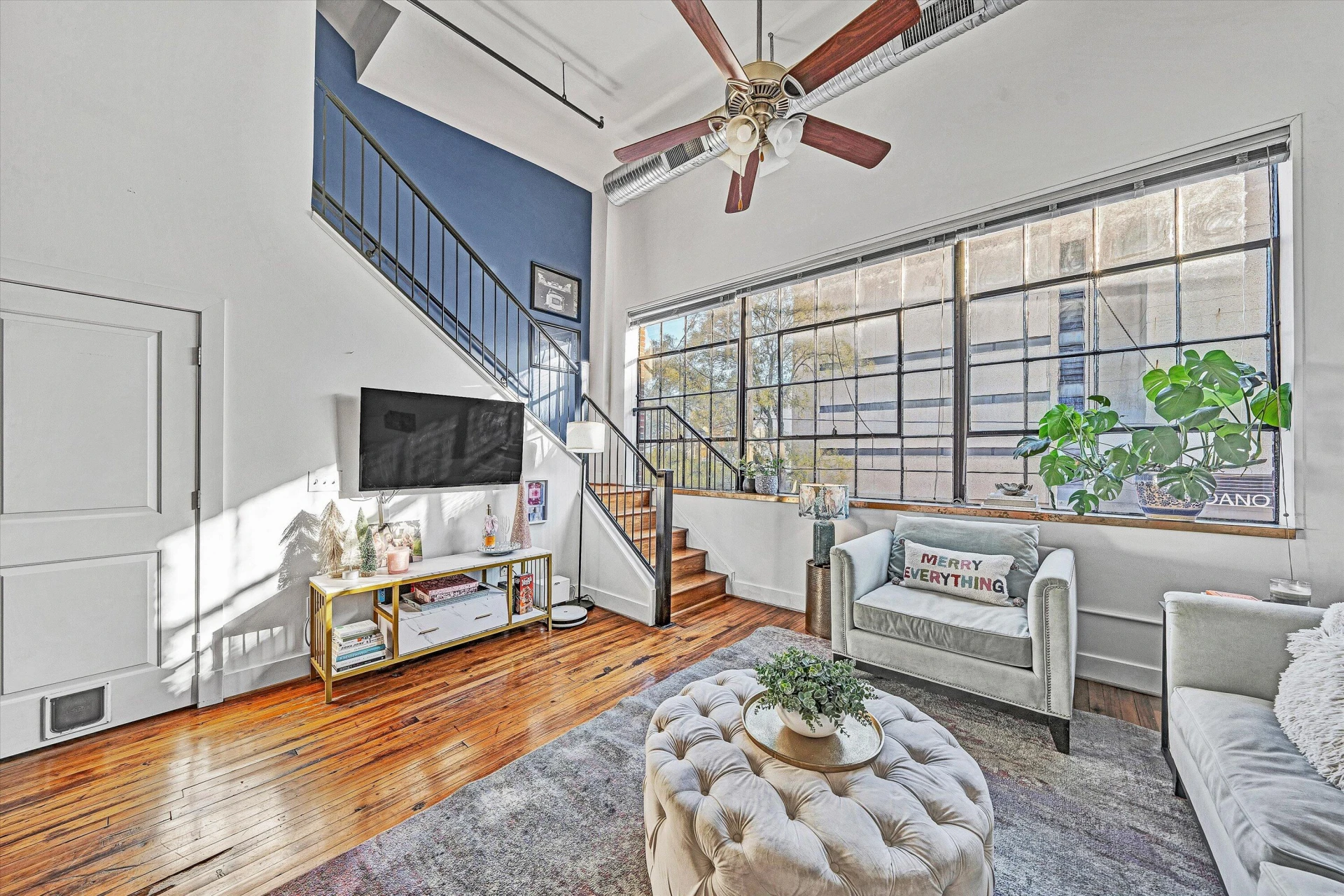 319 Campbell AVE SW #206 - Photo 4