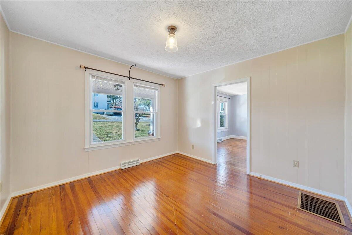 505 Republic RD - Photo 10