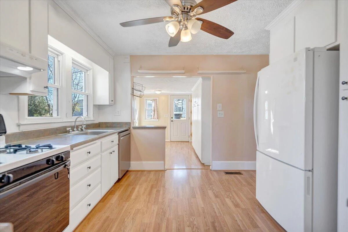 505 Republic RD - Photo 14