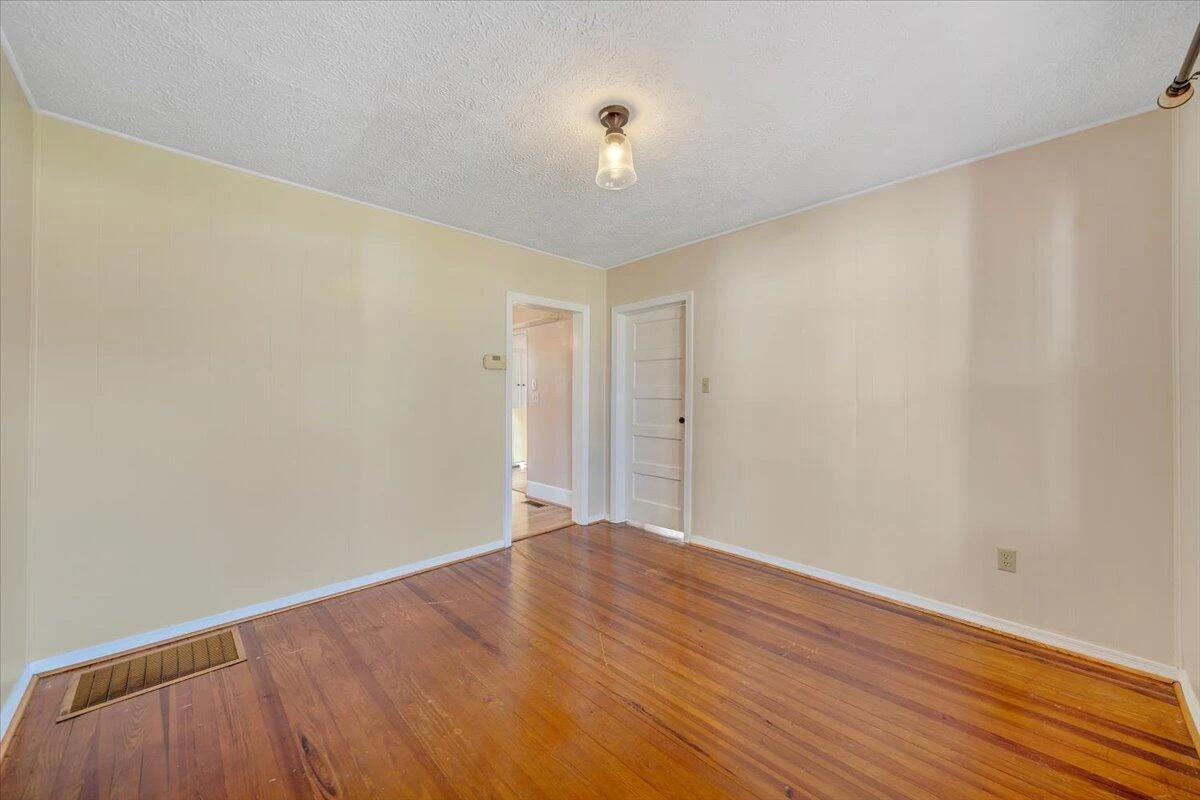 505 Republic RD - Photo 9