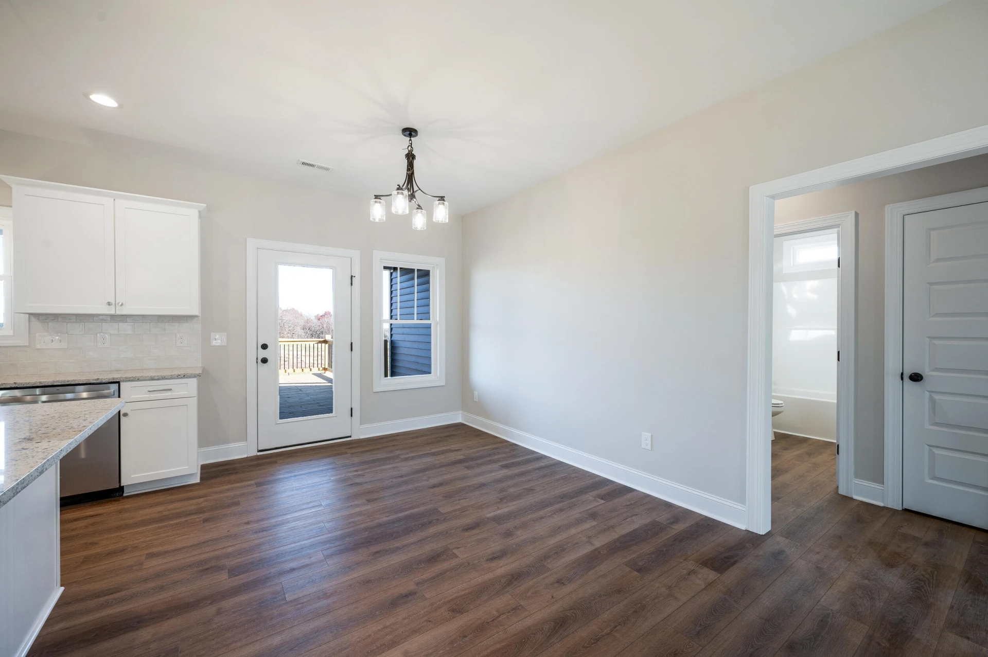 10494 Leesville RD - Photo 11
