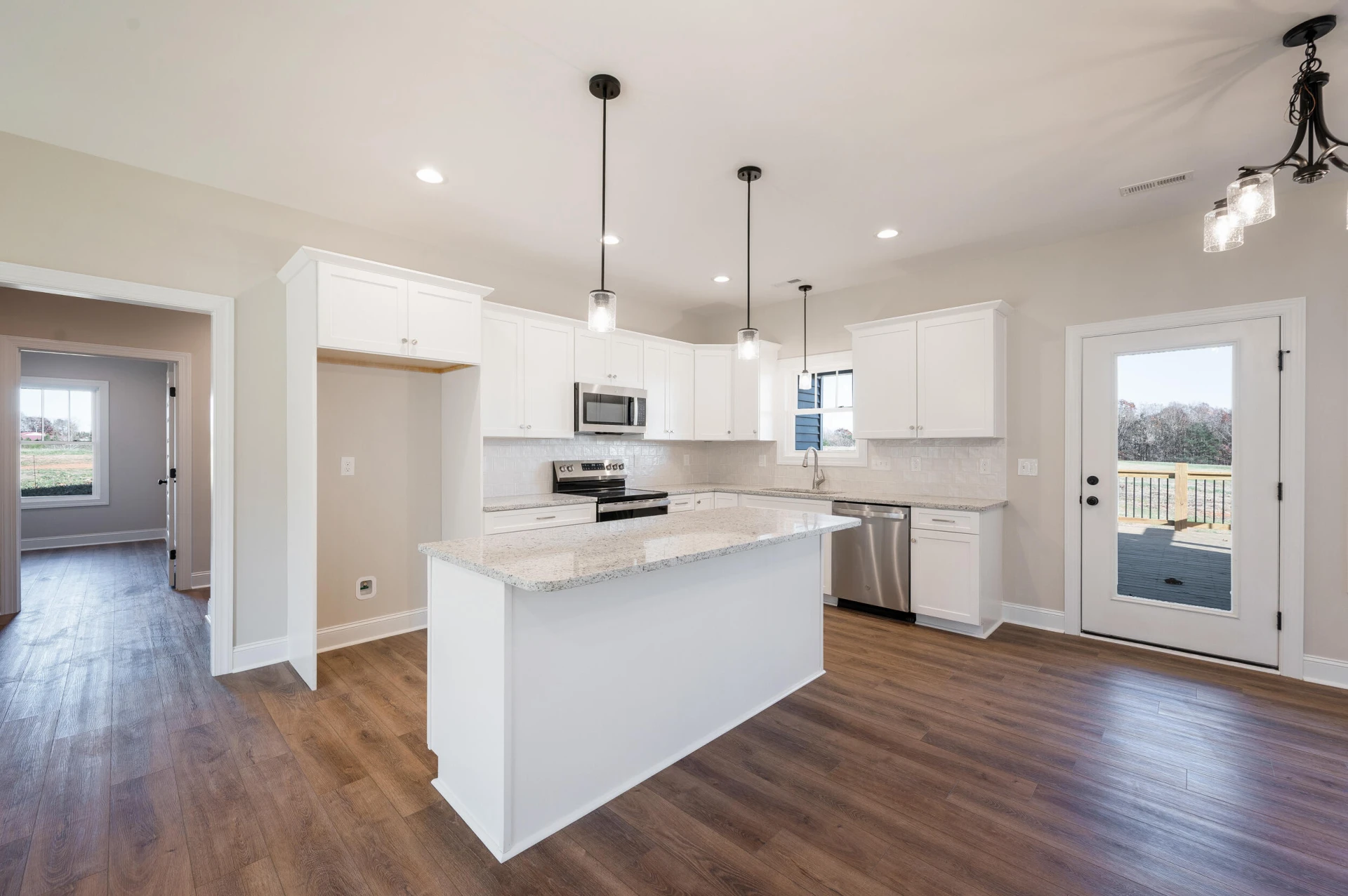 10494 Leesville RD - Photo 7