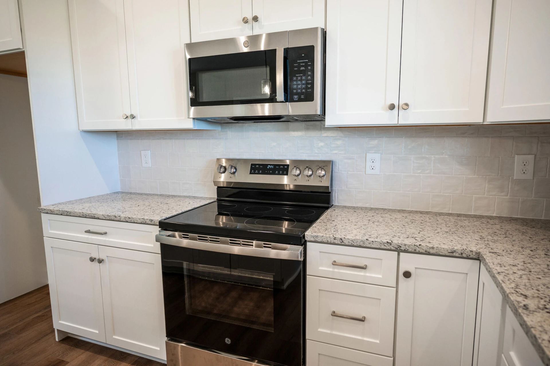 10494 Leesville RD - Photo 9