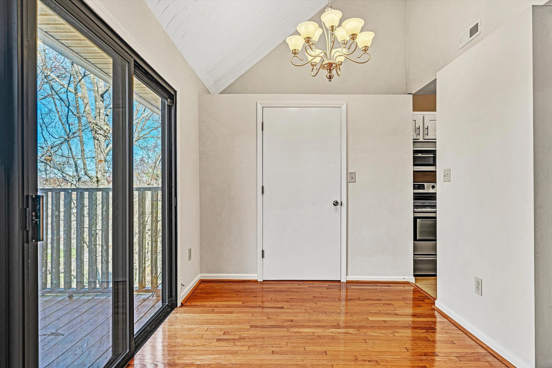 3347 Forest Ridge RD - Photo 10