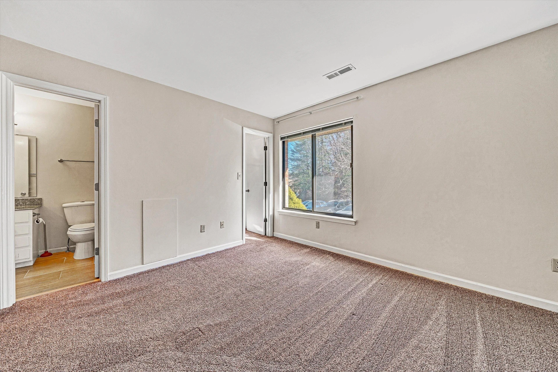 3347 Forest Ridge RD - Photo 11