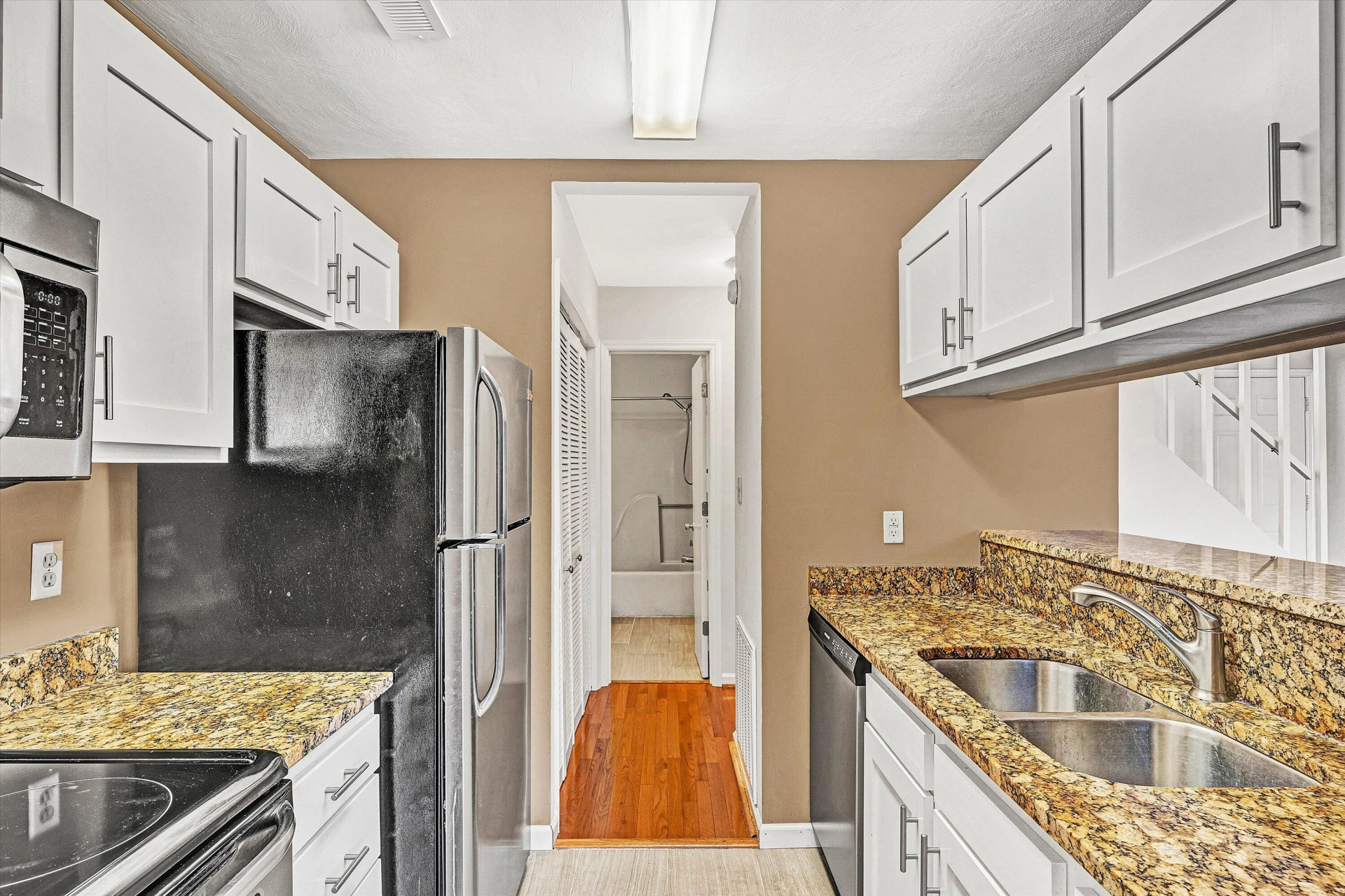 3347 Forest Ridge RD - Photo 7