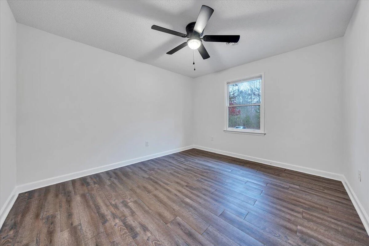 254 Pinewood LN - Photo 17