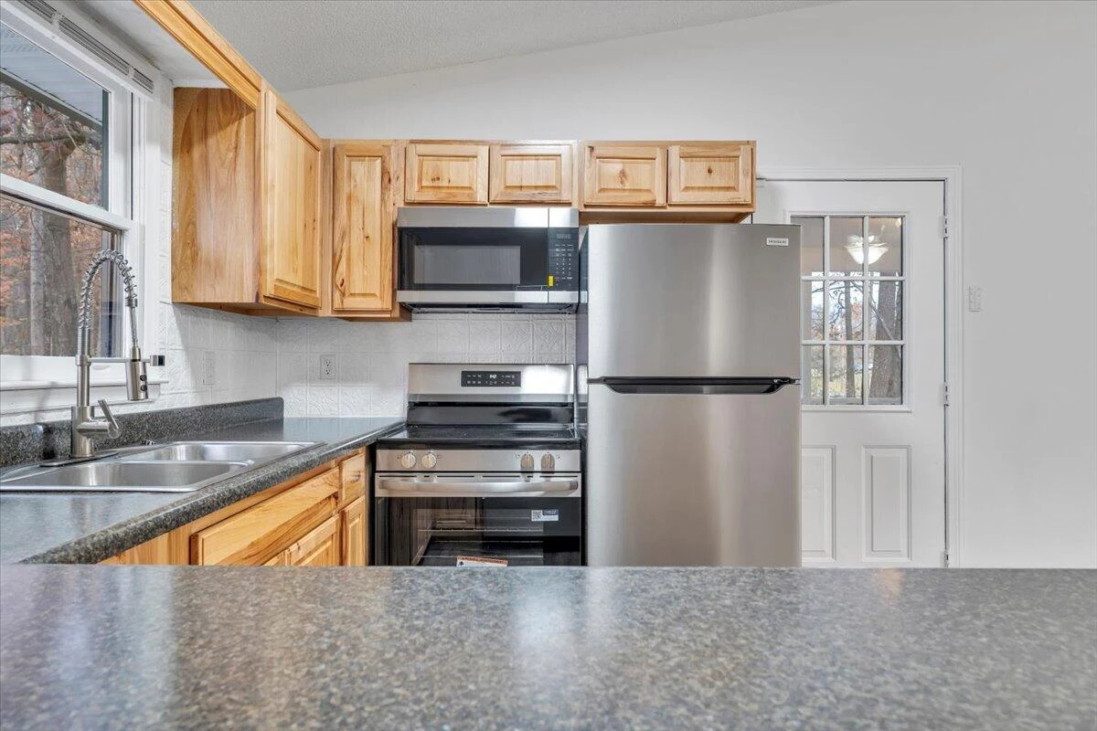 254 Pinewood LN - Photo 9