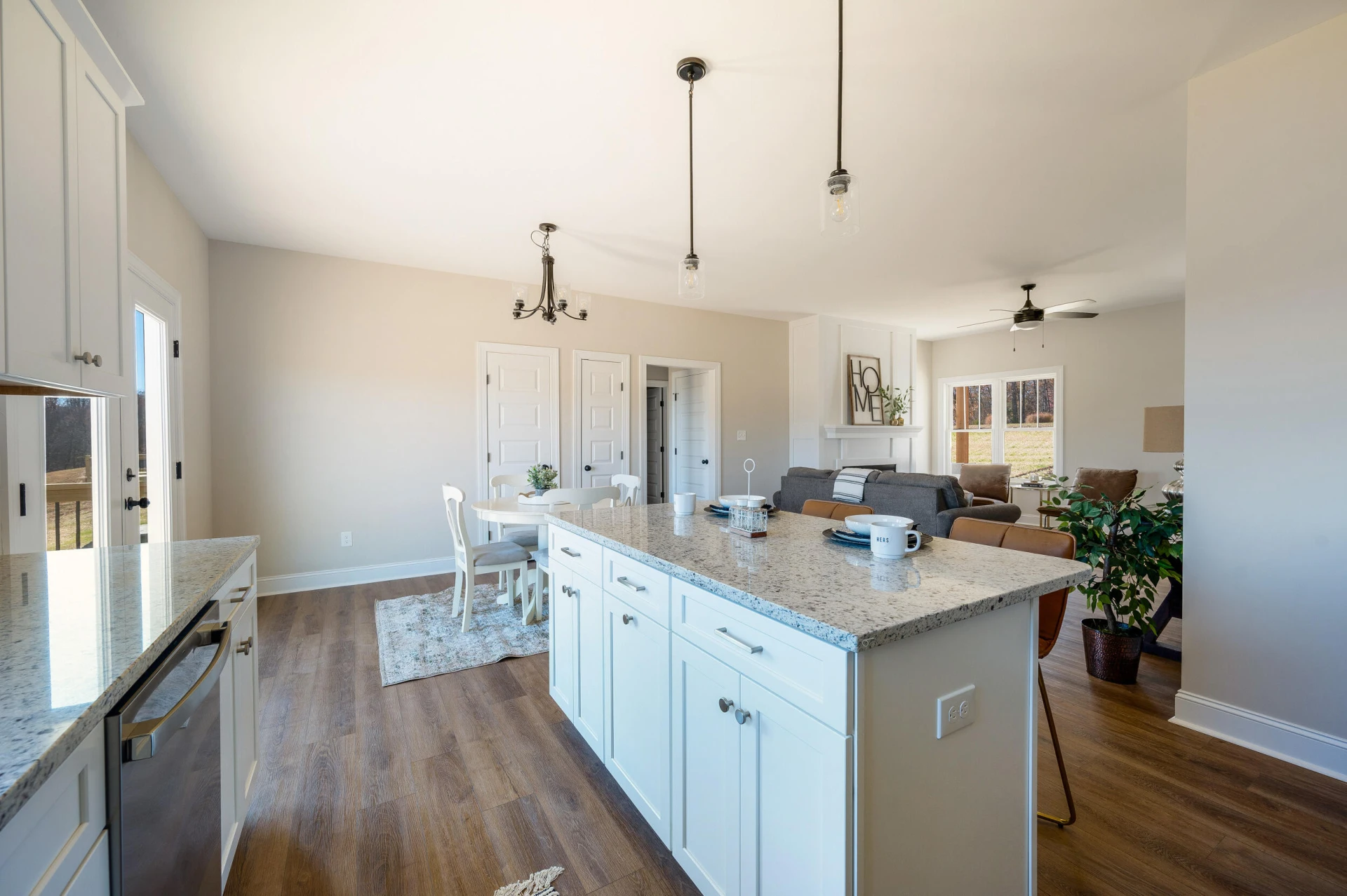 10528 Leesville RD - Photo 16