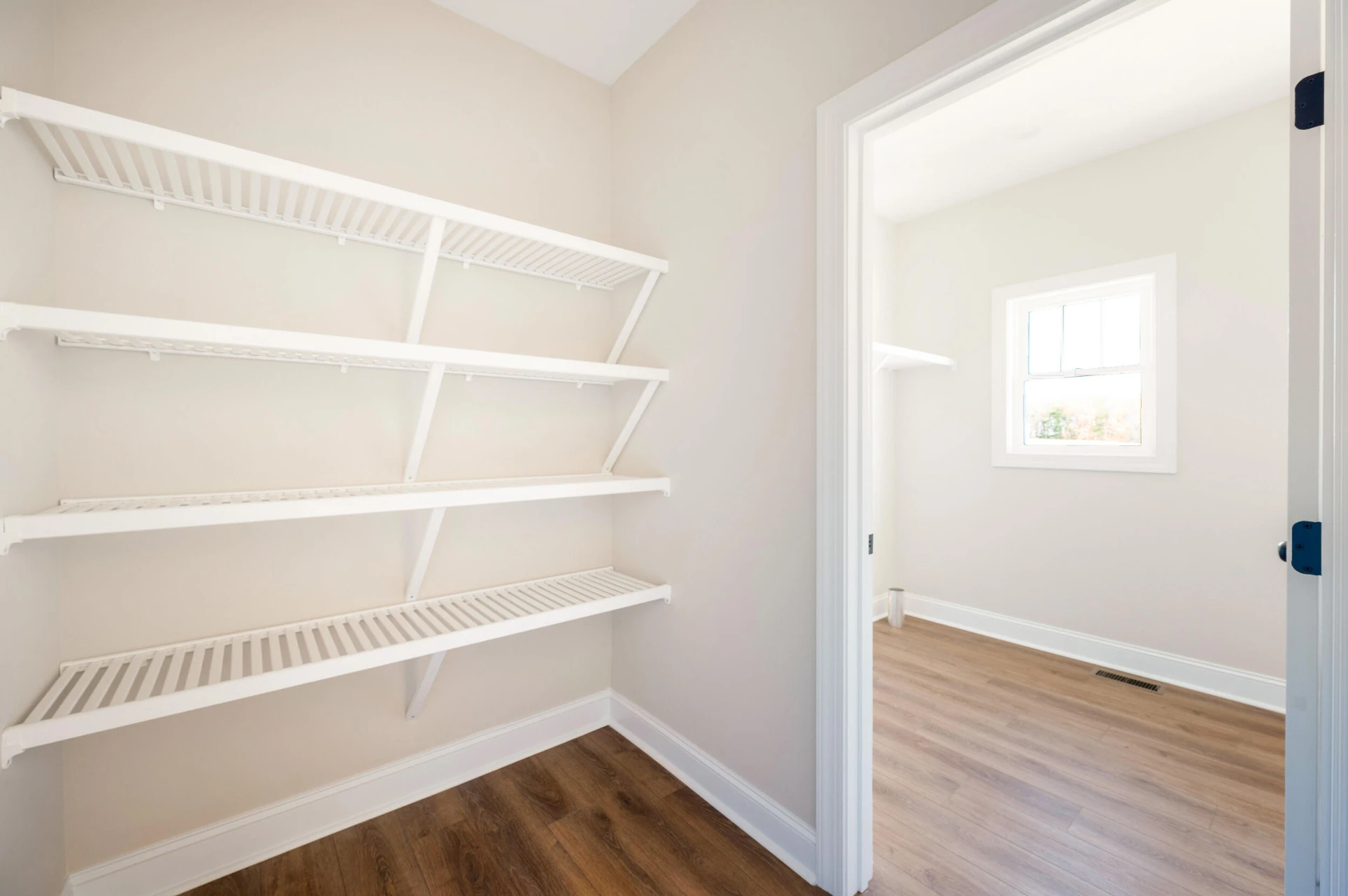 10528 Leesville RD - Photo 17