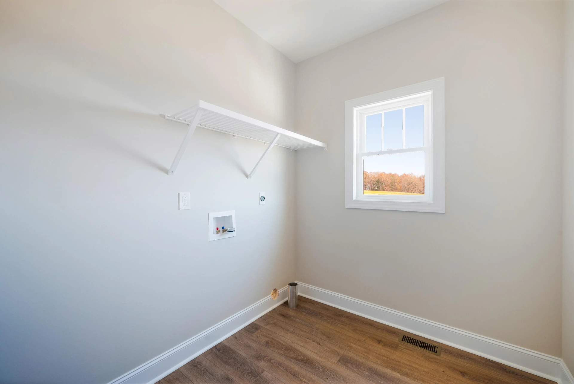 10528 Leesville RD - Photo 18