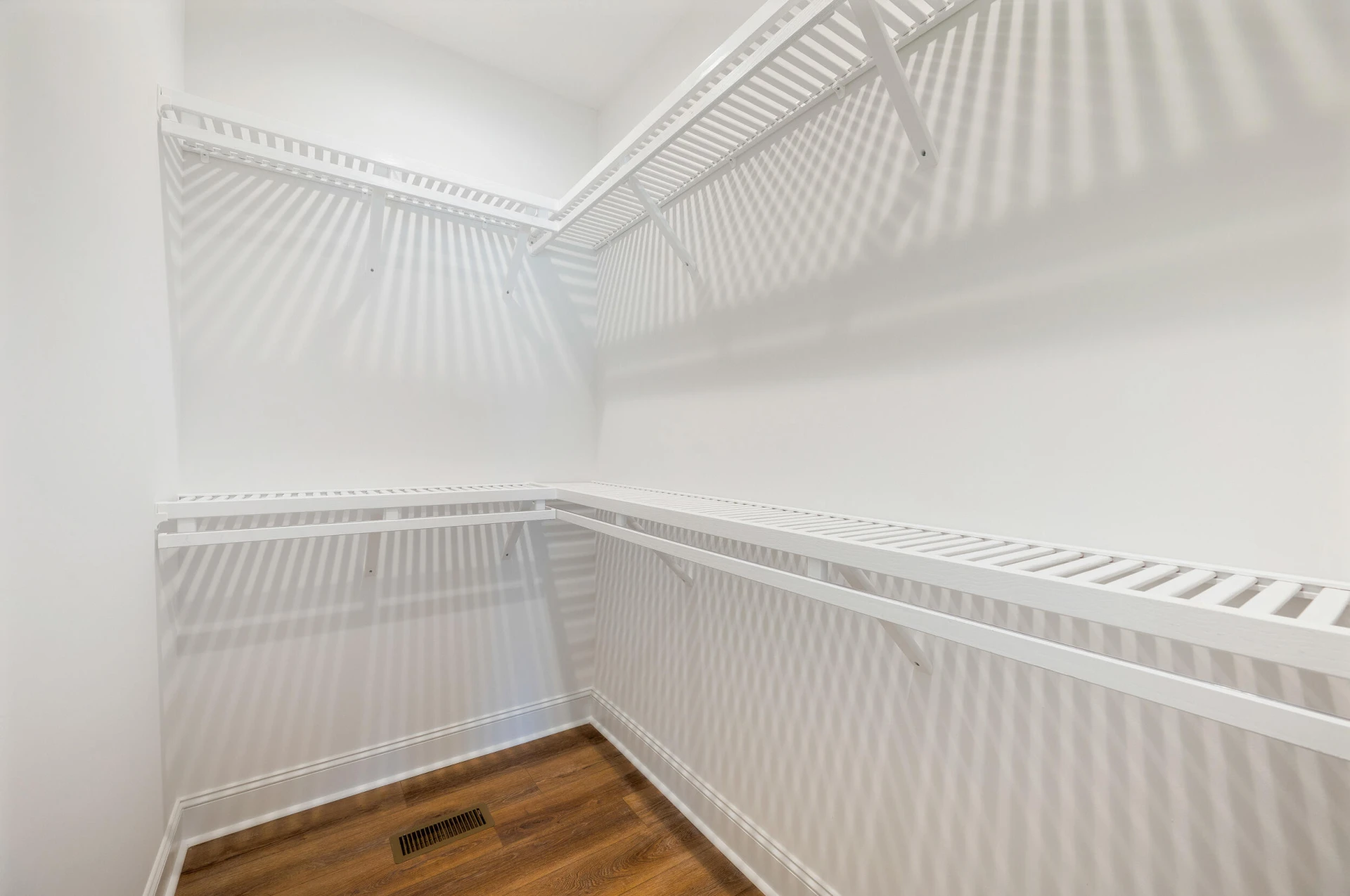 10528 Leesville RD - Photo 21