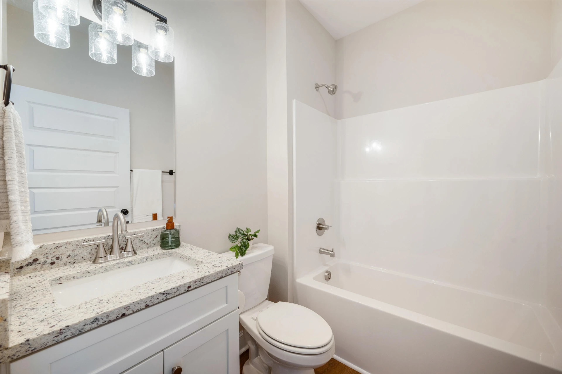 10528 Leesville RD - Photo 30