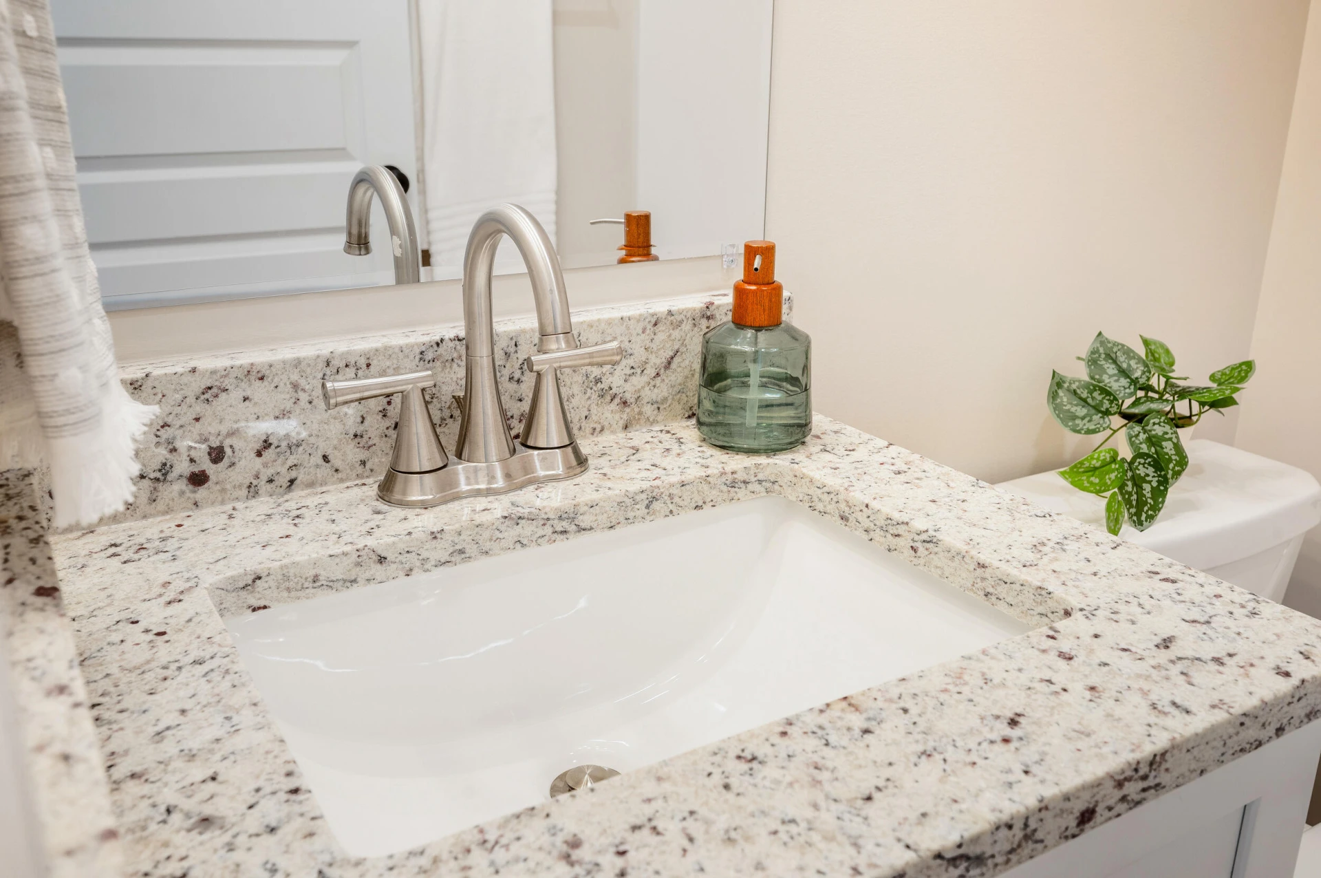 10528 Leesville RD - Photo 31