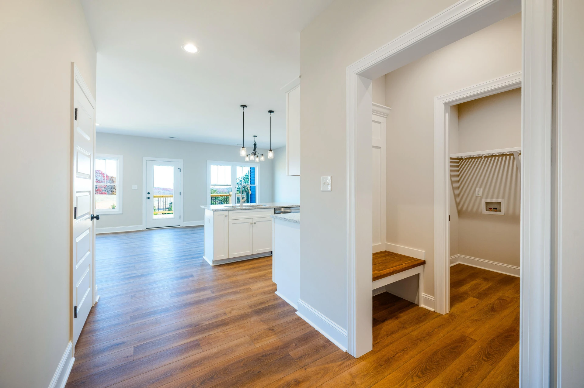 10556 Leesville RD - Photo 11