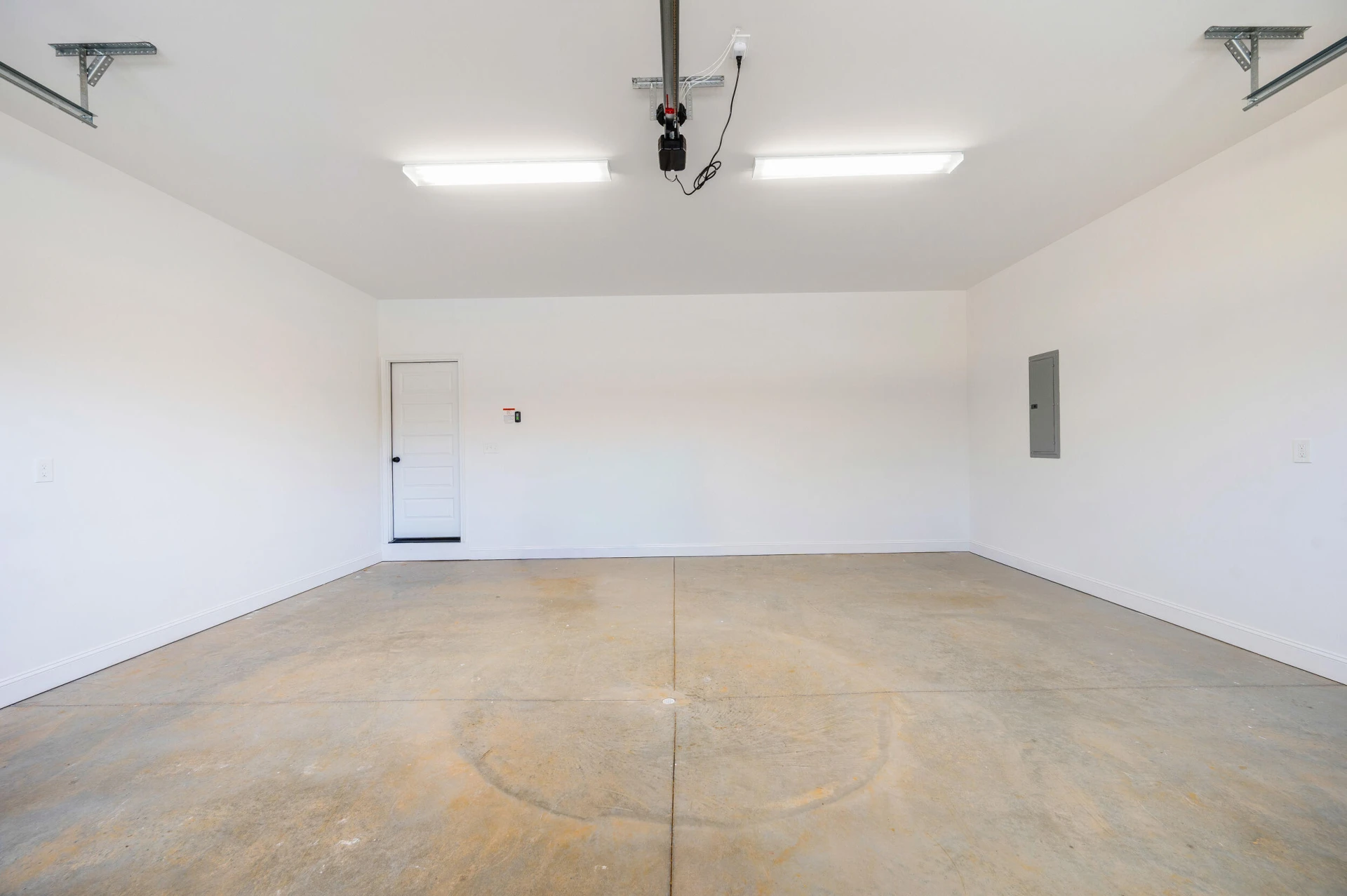 10556 Leesville RD - Photo 16