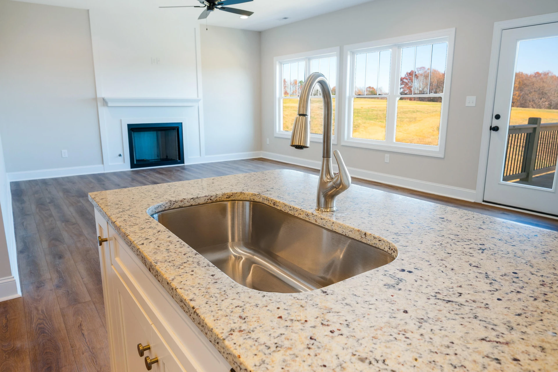 10556 Leesville RD - Photo 21