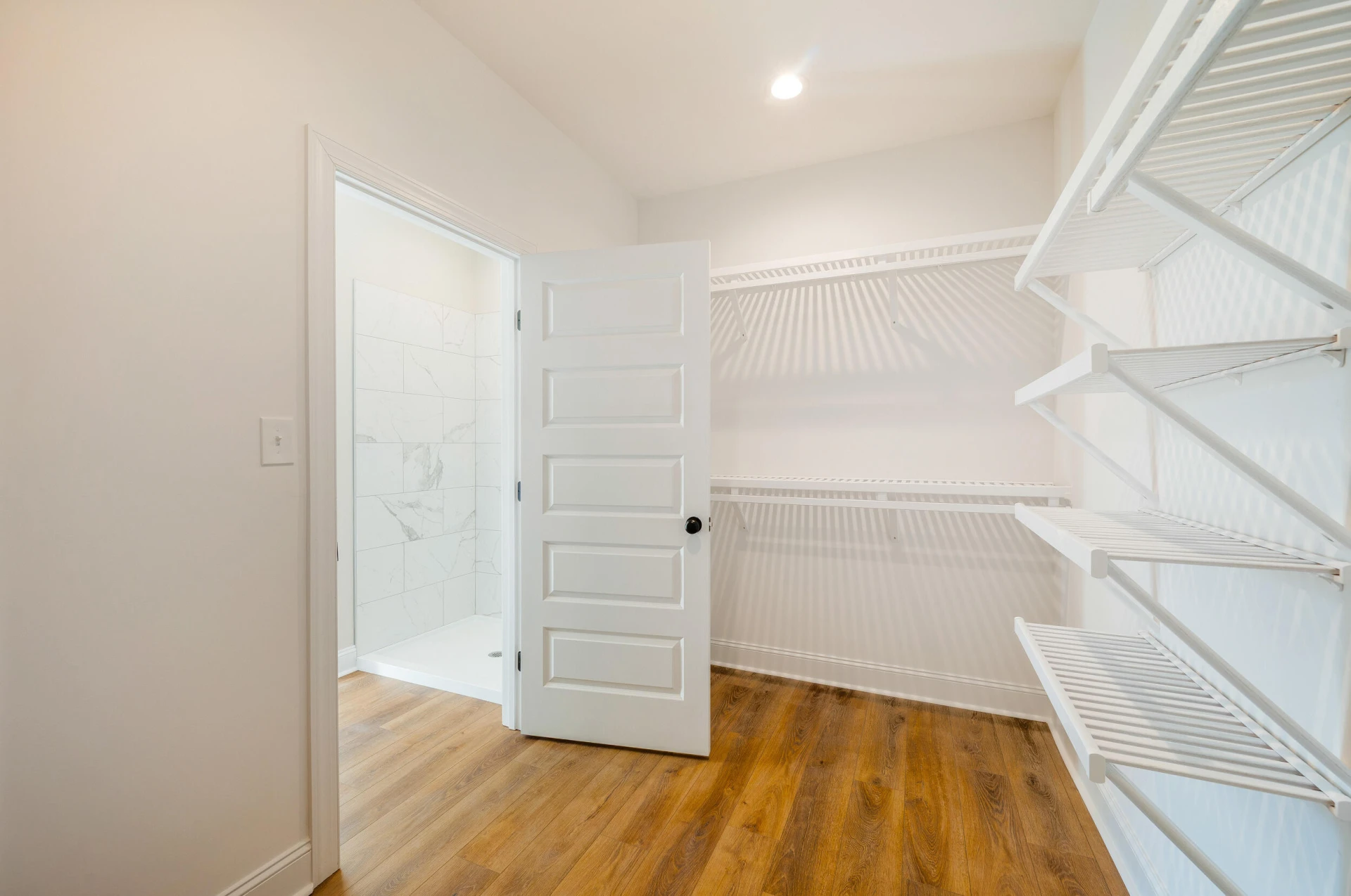 10556 Leesville RD - Photo 35