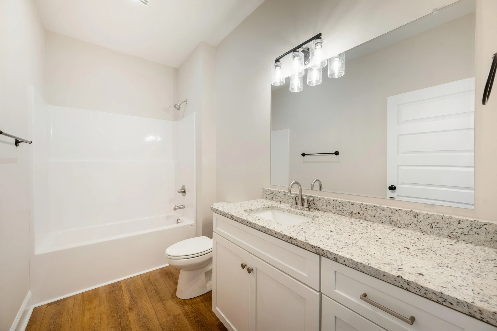 10556 Leesville RD - Photo 5