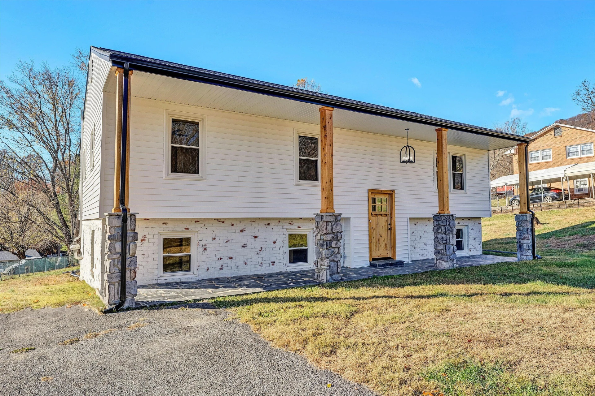 227 Hunters Trail TRL - Photo 2