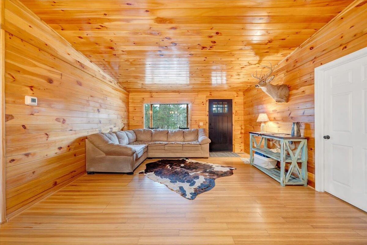 8013 Springwood RD - Photo 13