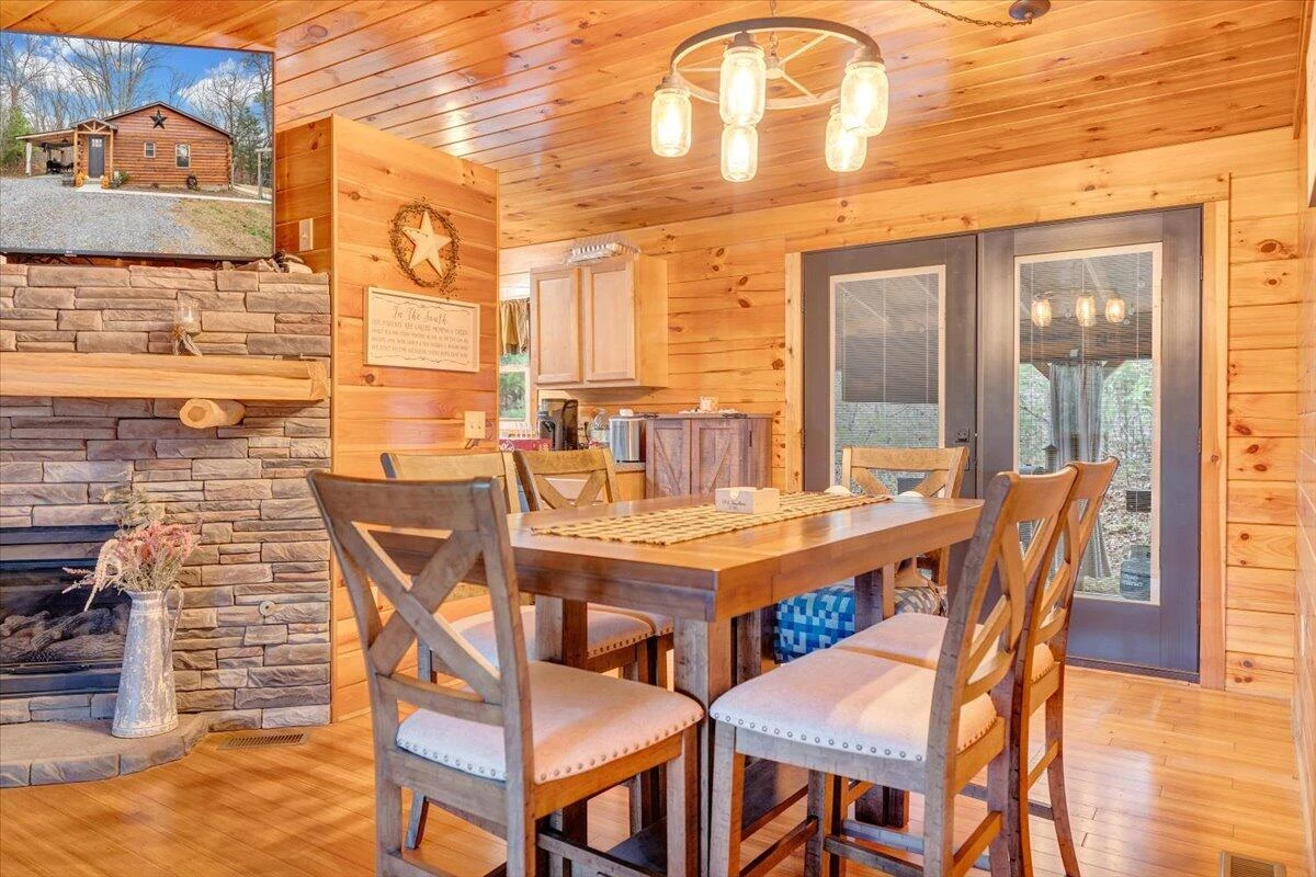 8013 Springwood RD - Photo 18