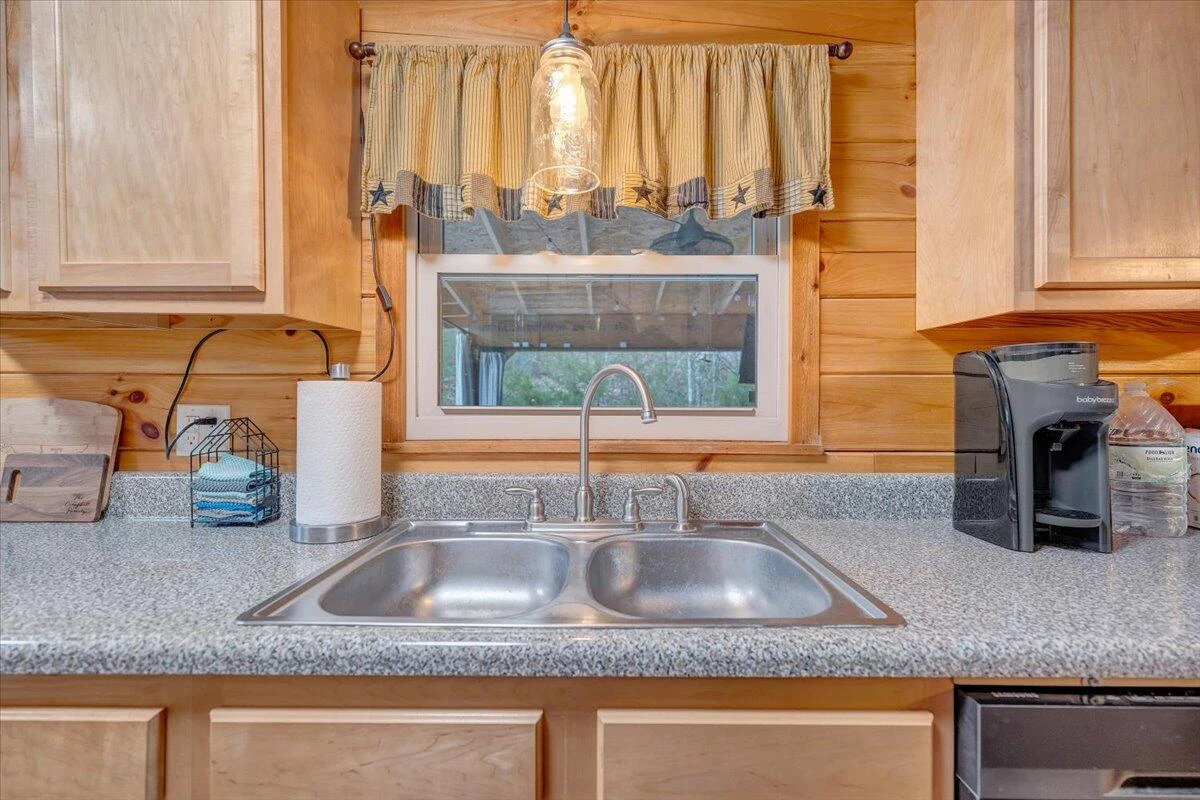 8013 Springwood RD - Photo 22