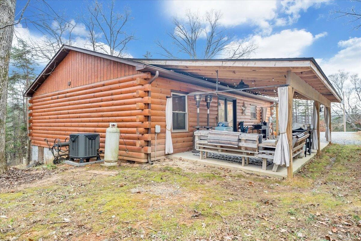 8013 Springwood RD - Photo 37