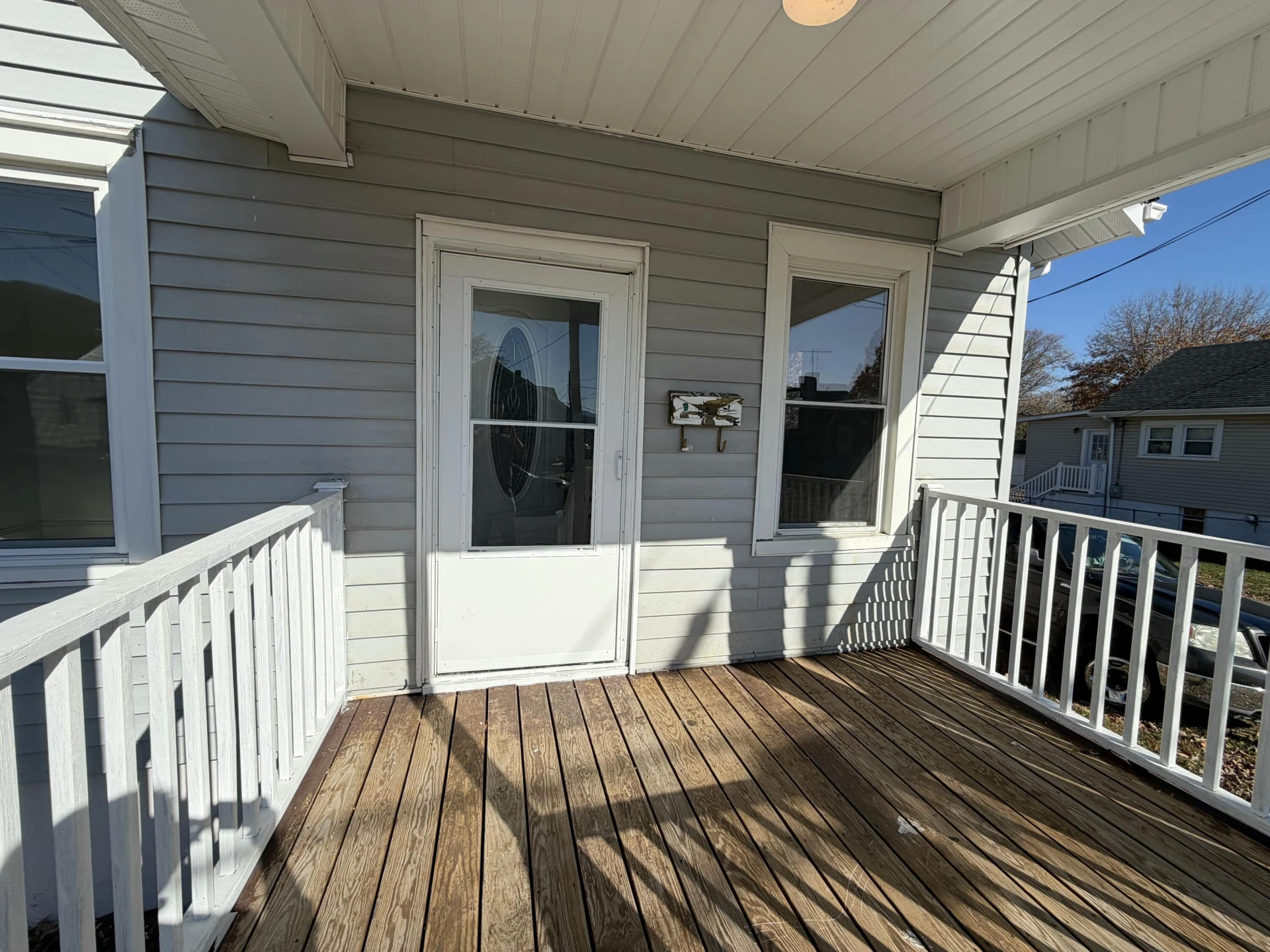 1248 PECHIN AVE SE - Photo 2