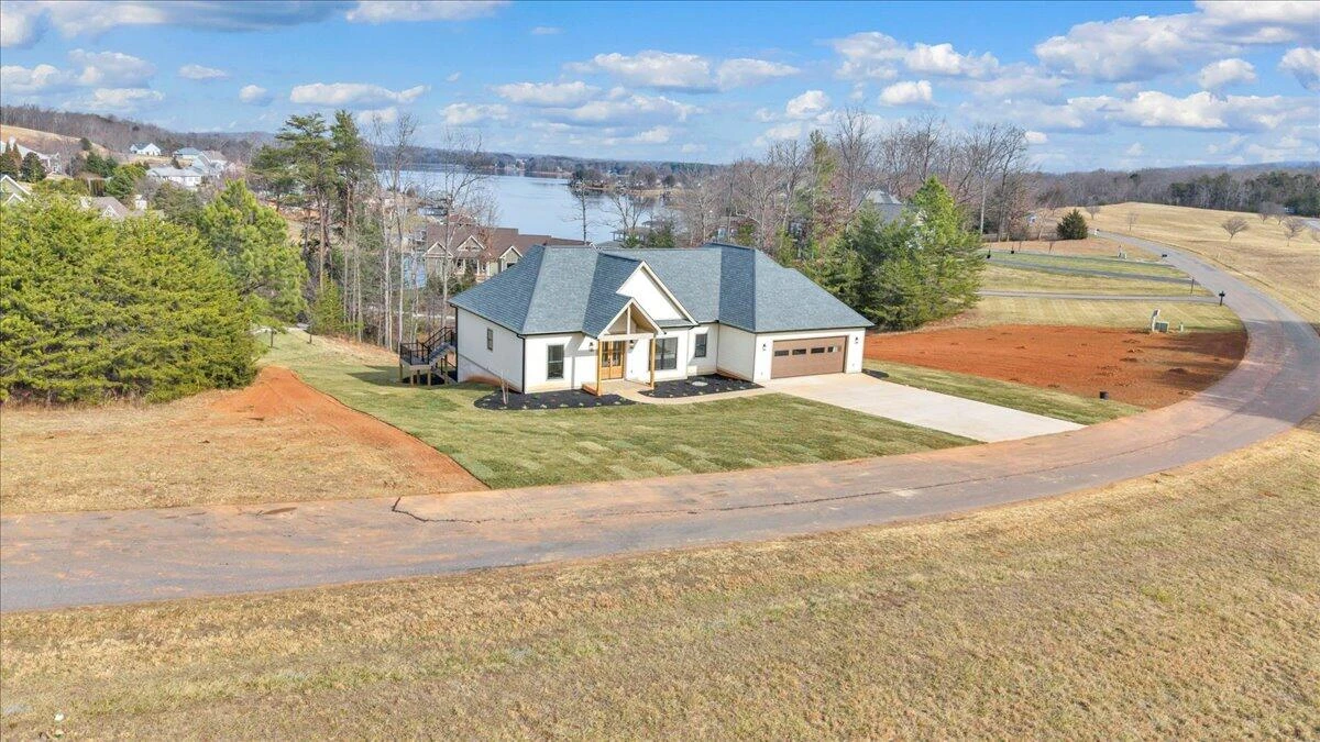 639 Compass Cove CIR - Photo 97