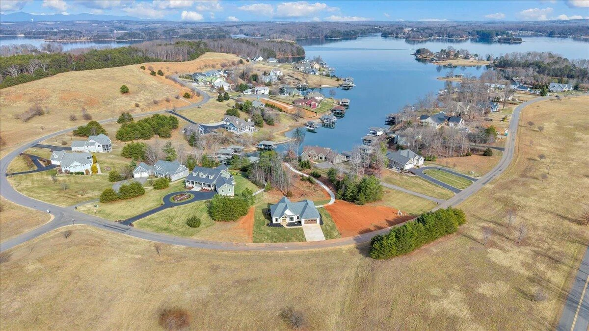 639 Compass Cove CIR - Photo 106