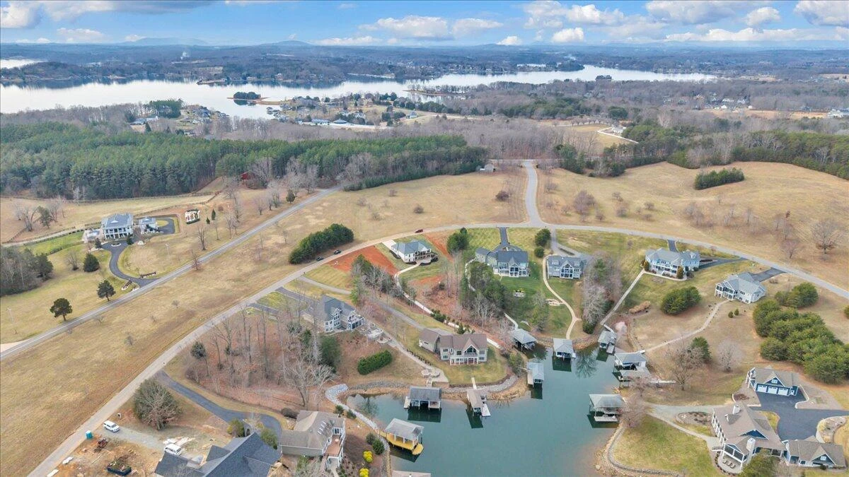 639 Compass Cove CIR - Photo 108