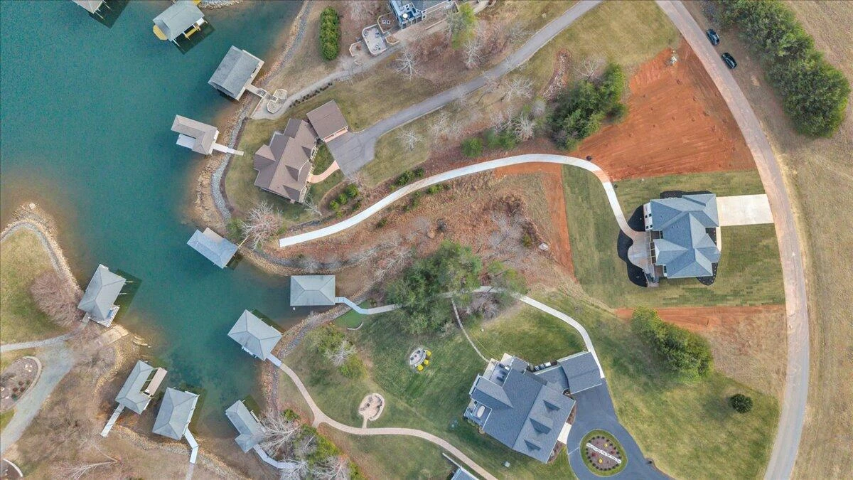 639 Compass Cove CIR - Photo 112