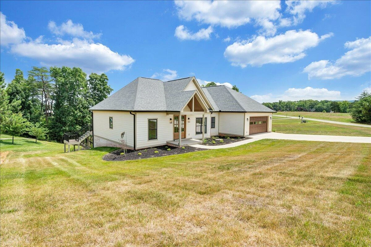 639 Compass Cove CIR - Photo 95