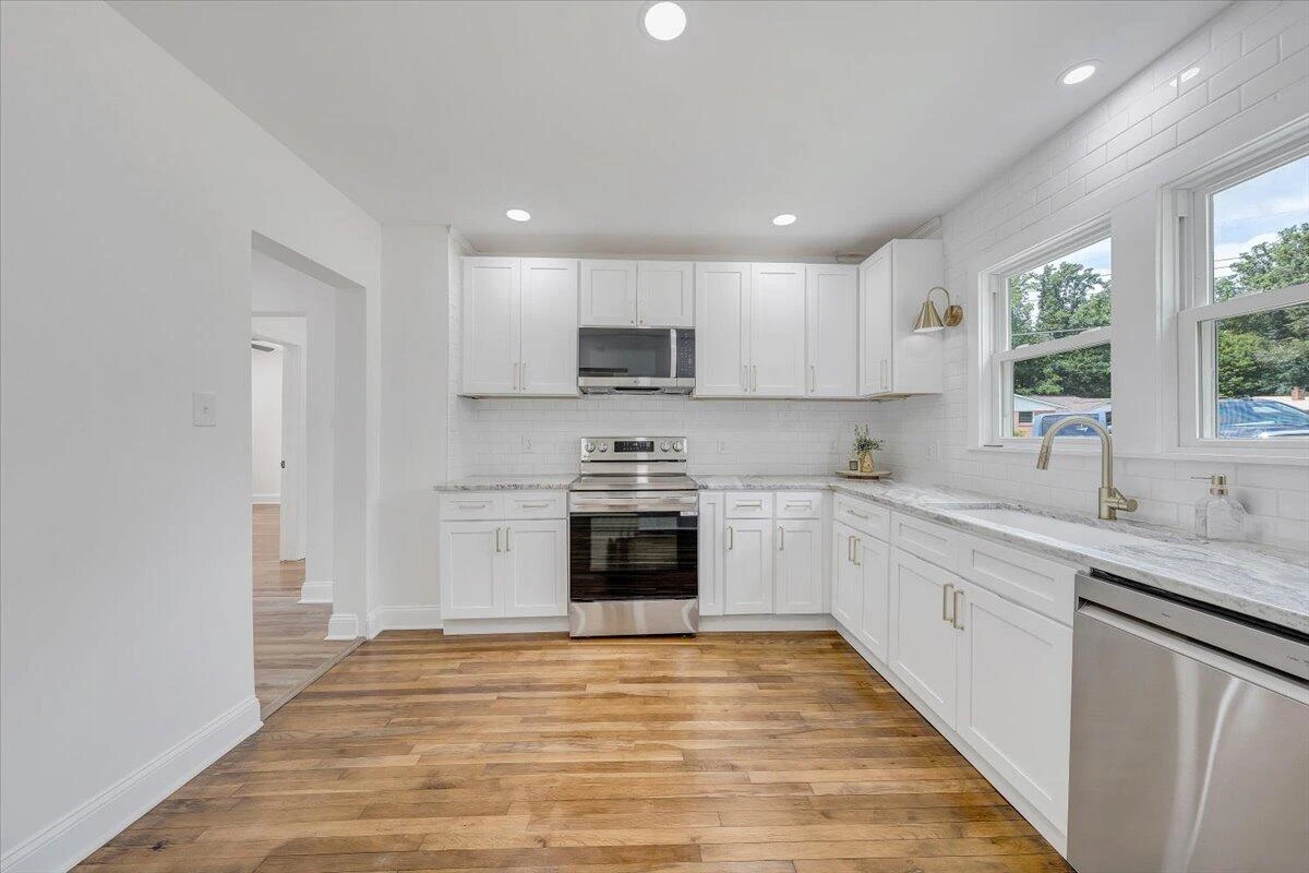 501 5th ST - Photo 11