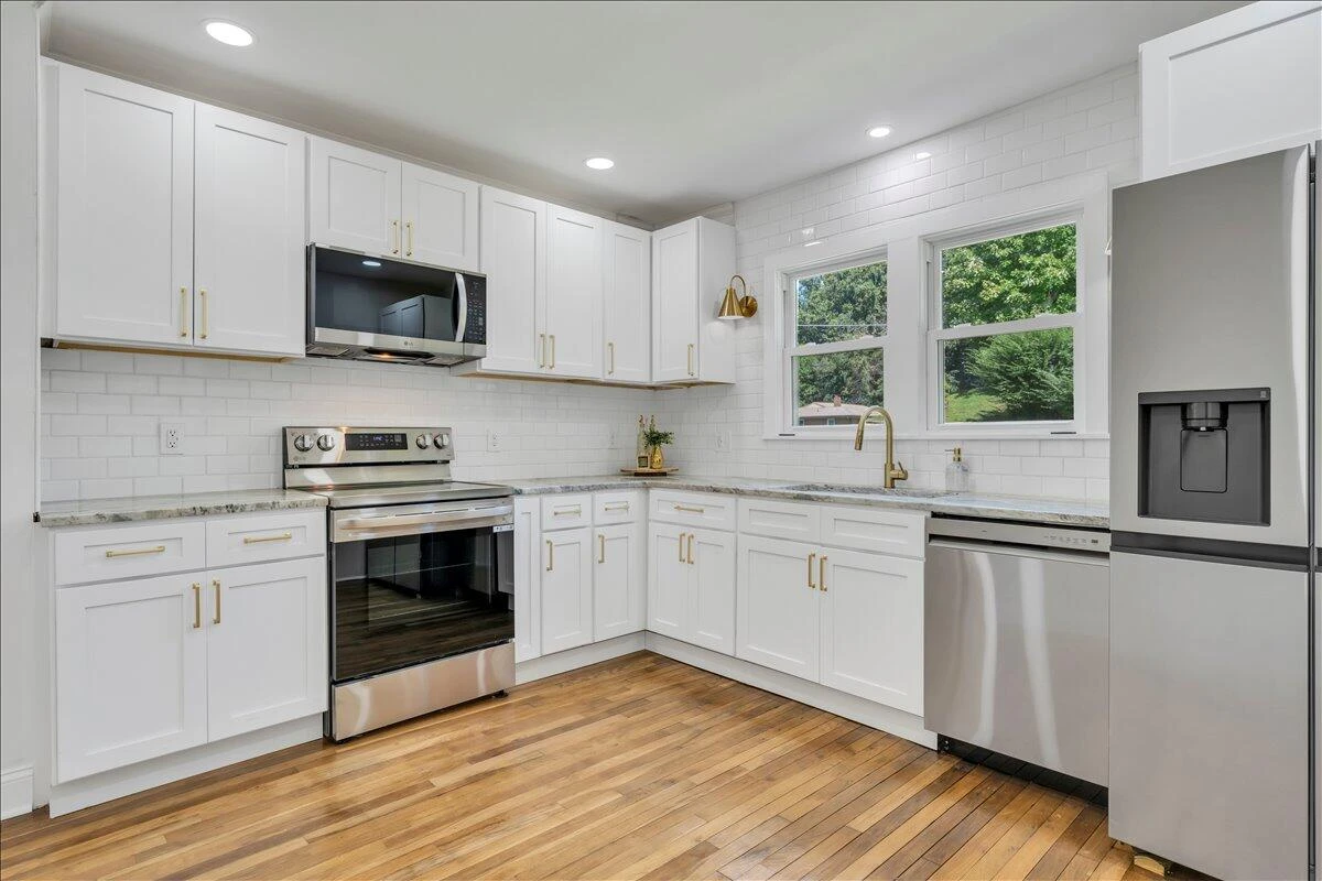 501 5th ST - Photo 13