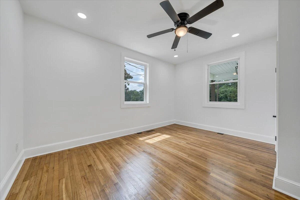 501 5th ST - Photo 21