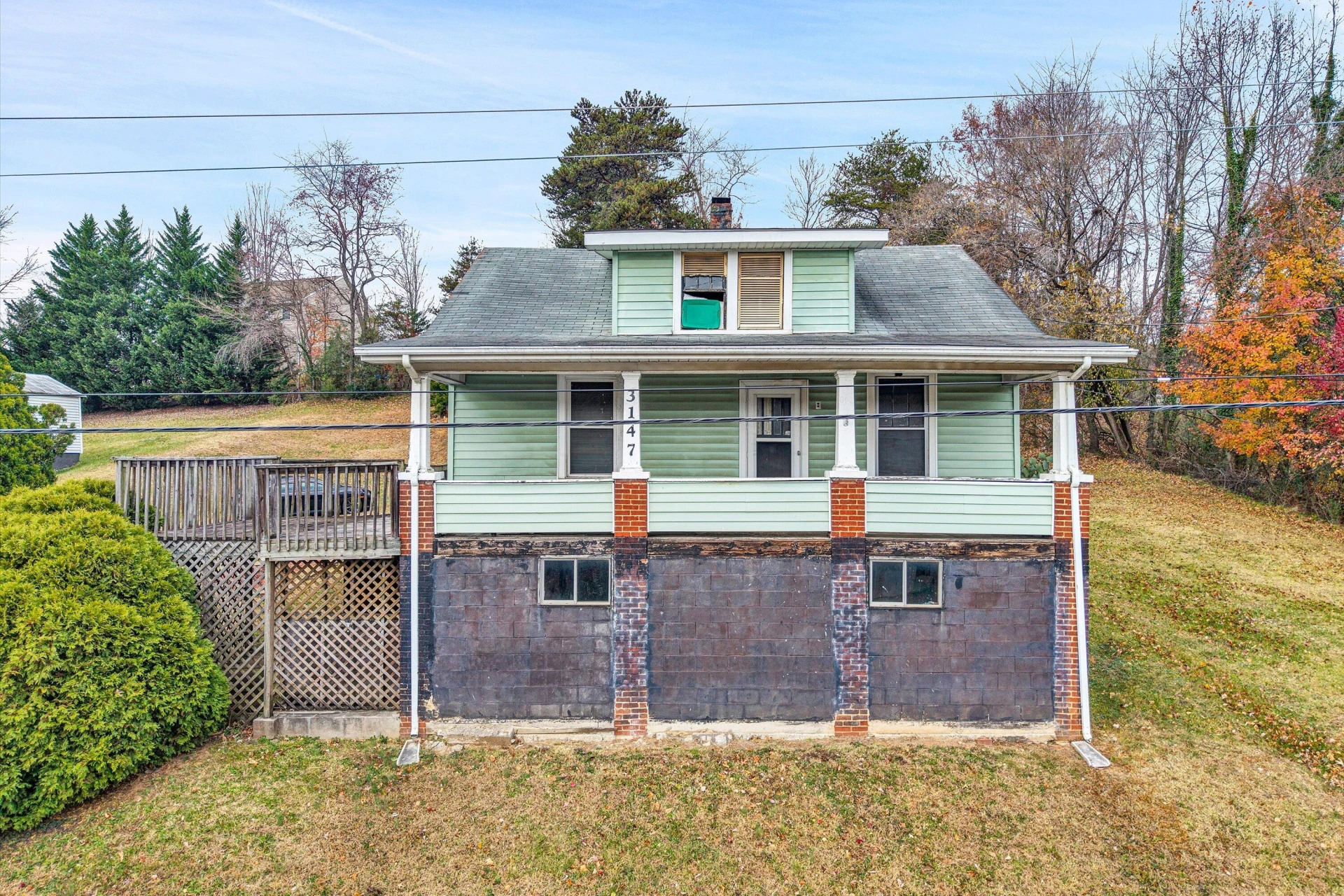 3147 Garden City BLVD SE