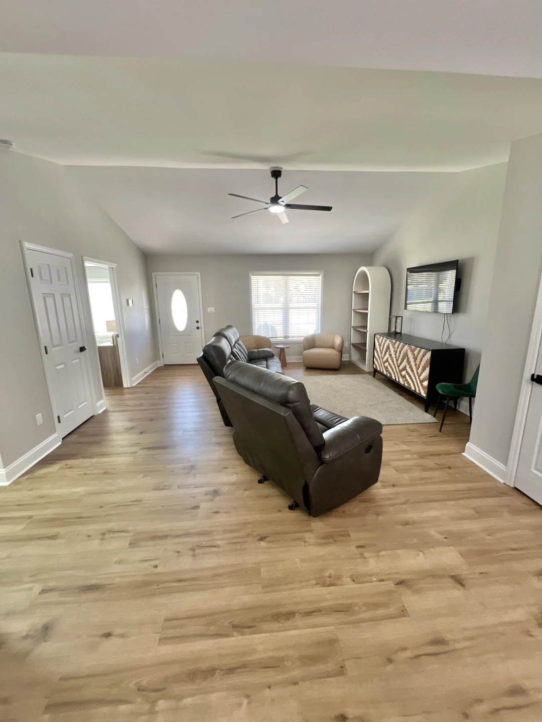 20 Victoria CT - Photo 6