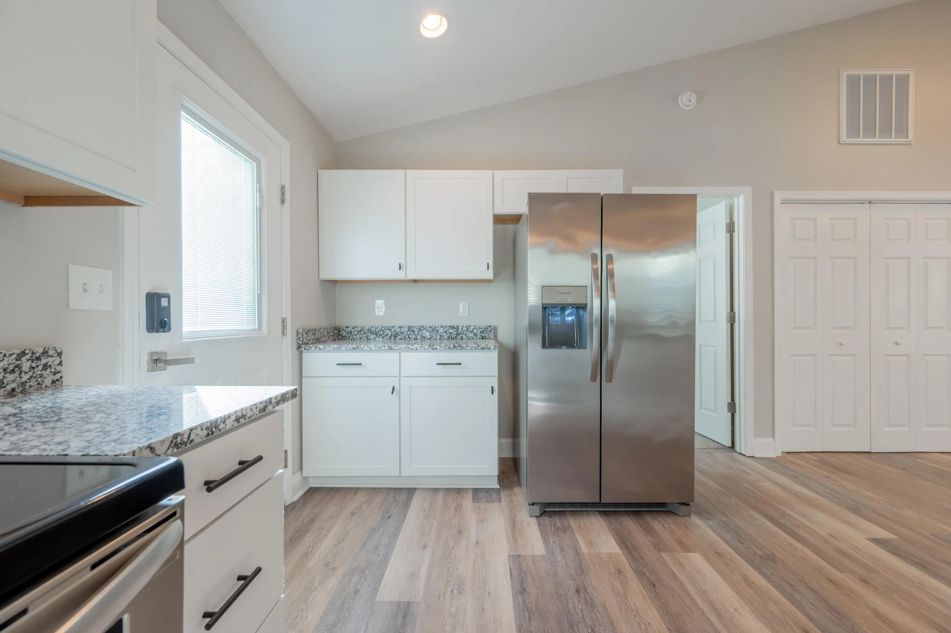 1443 Varnell AVE NE - Photo 17