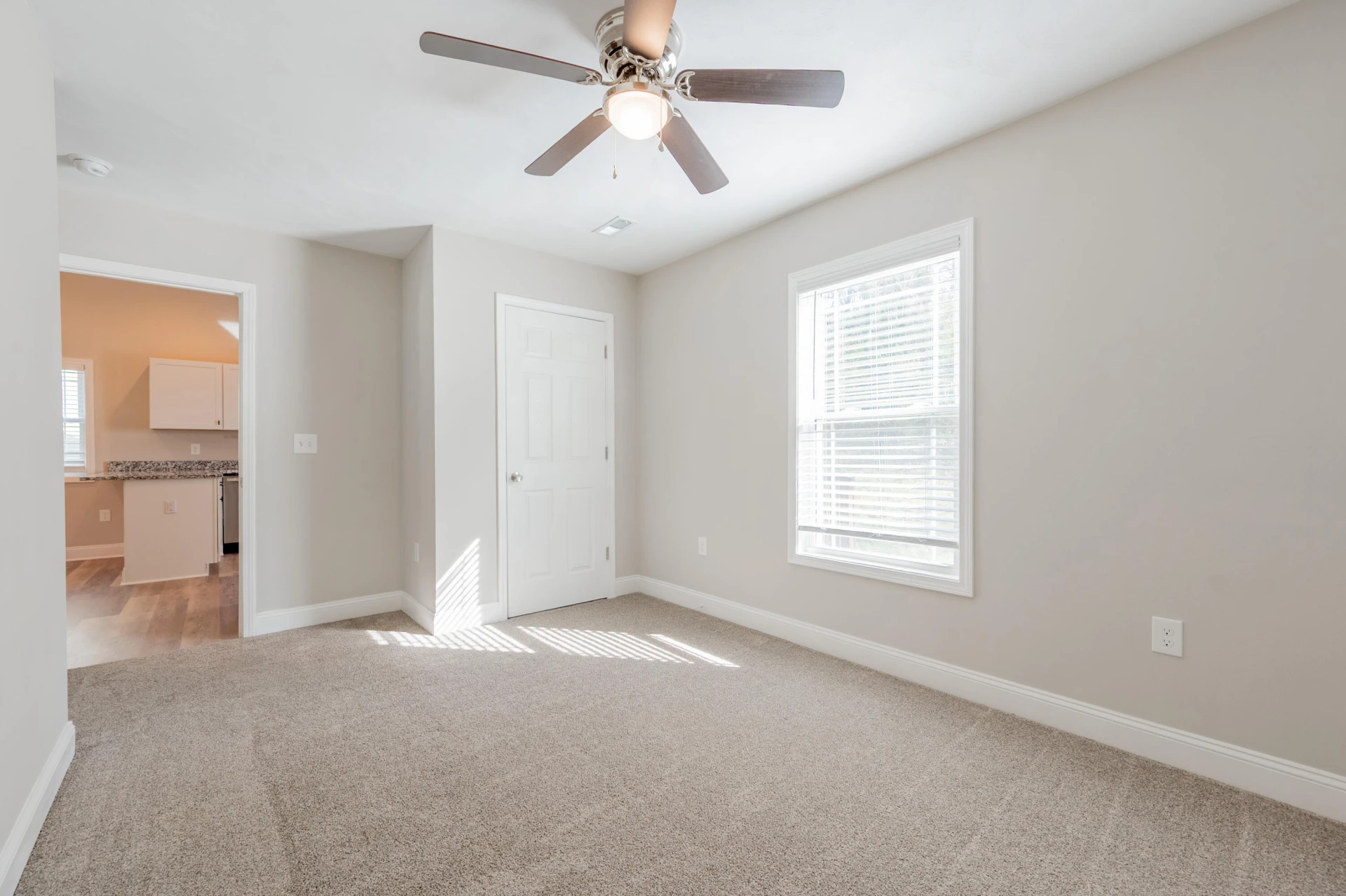 1443 Varnell AVE NE - Photo 21