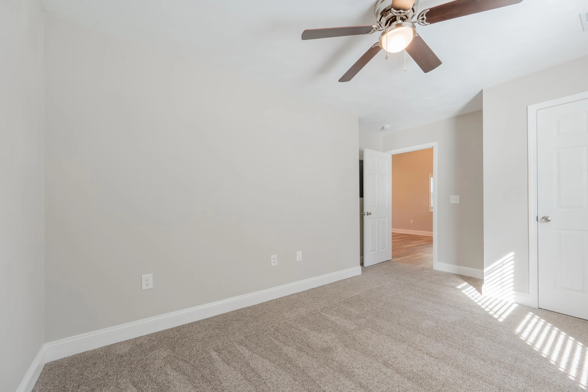1443 Varnell AVE NE - Photo 22