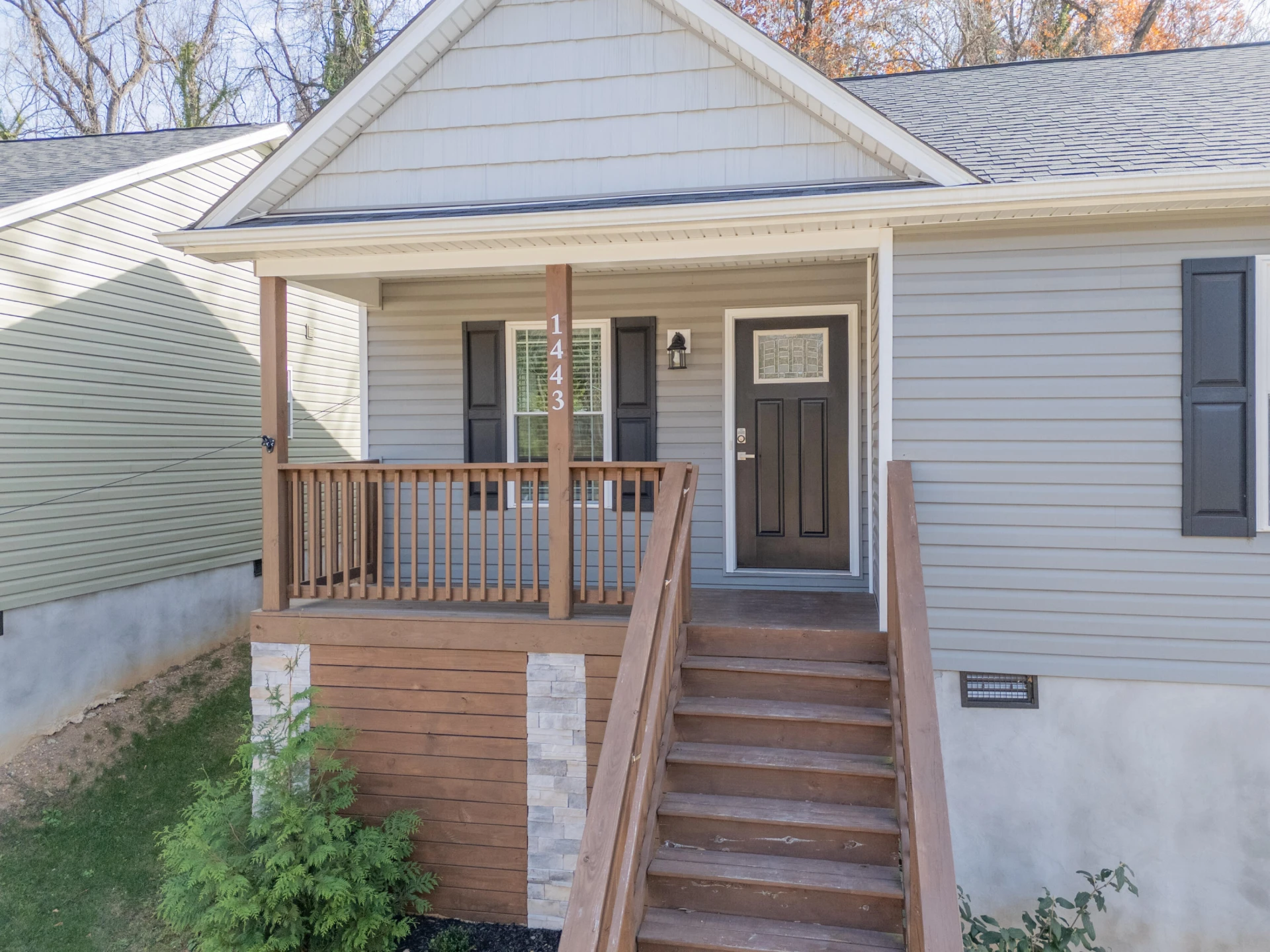 1443 Varnell AVE NE - Photo 4
