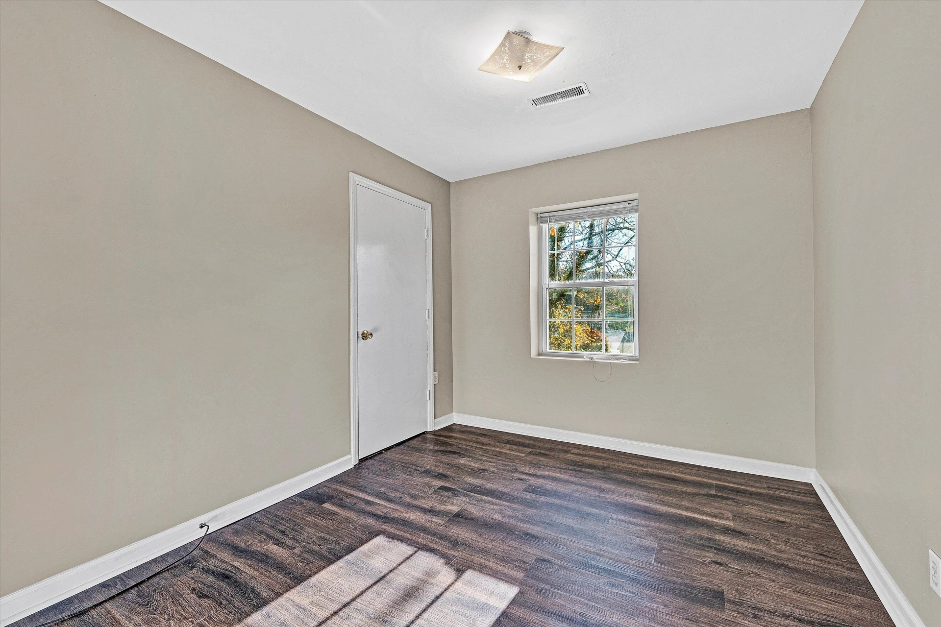 39 Maple AVE - Photo 14