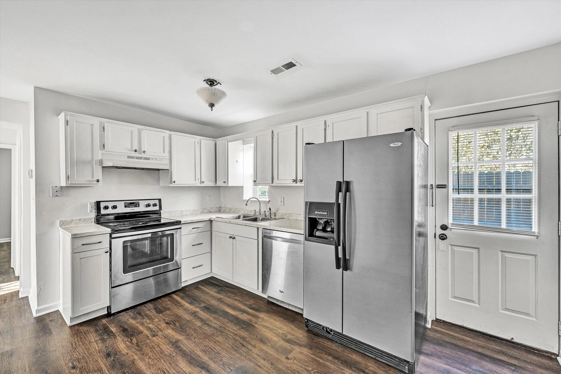 39 Maple AVE - Photo 17
