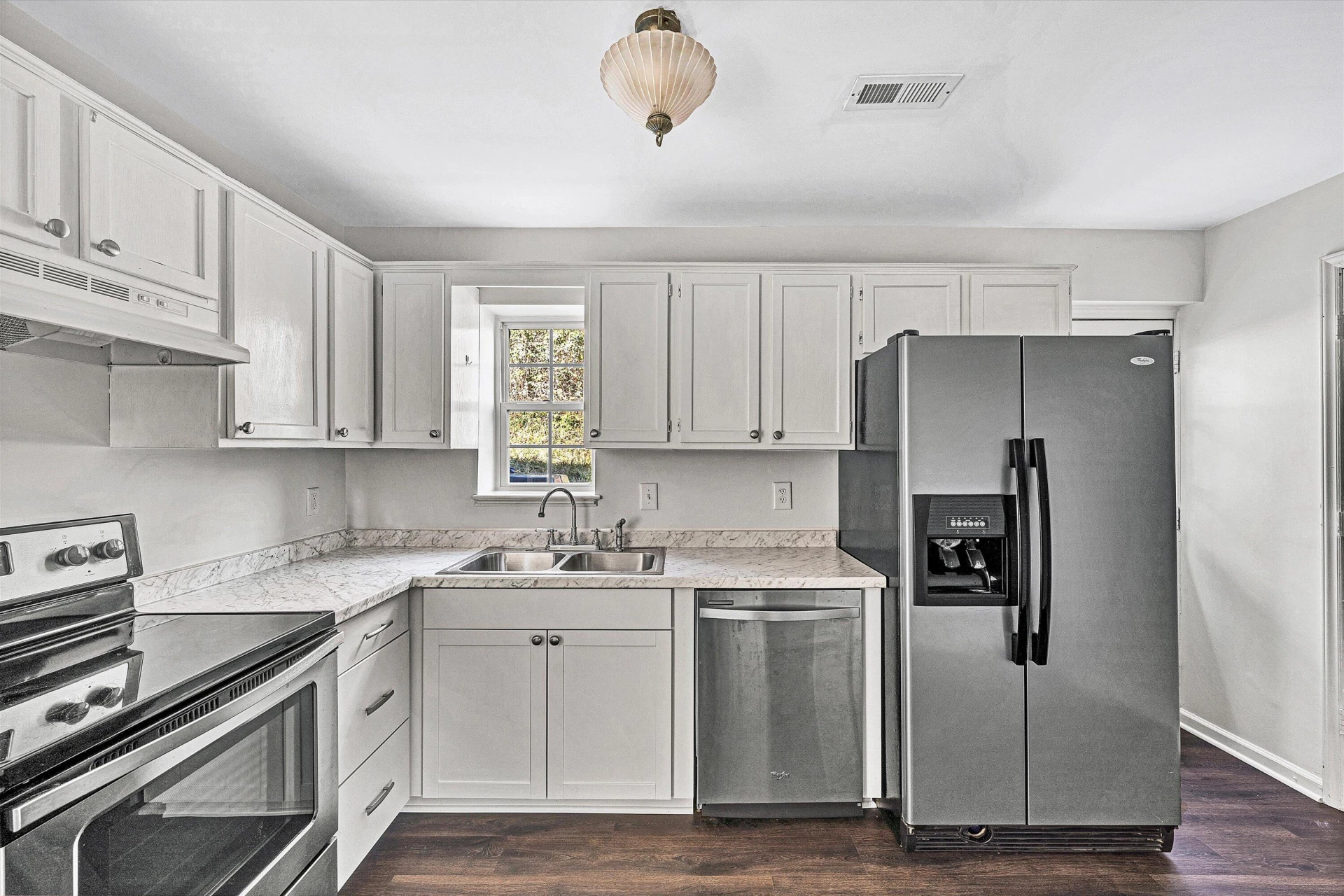 39 Maple AVE - Photo 19