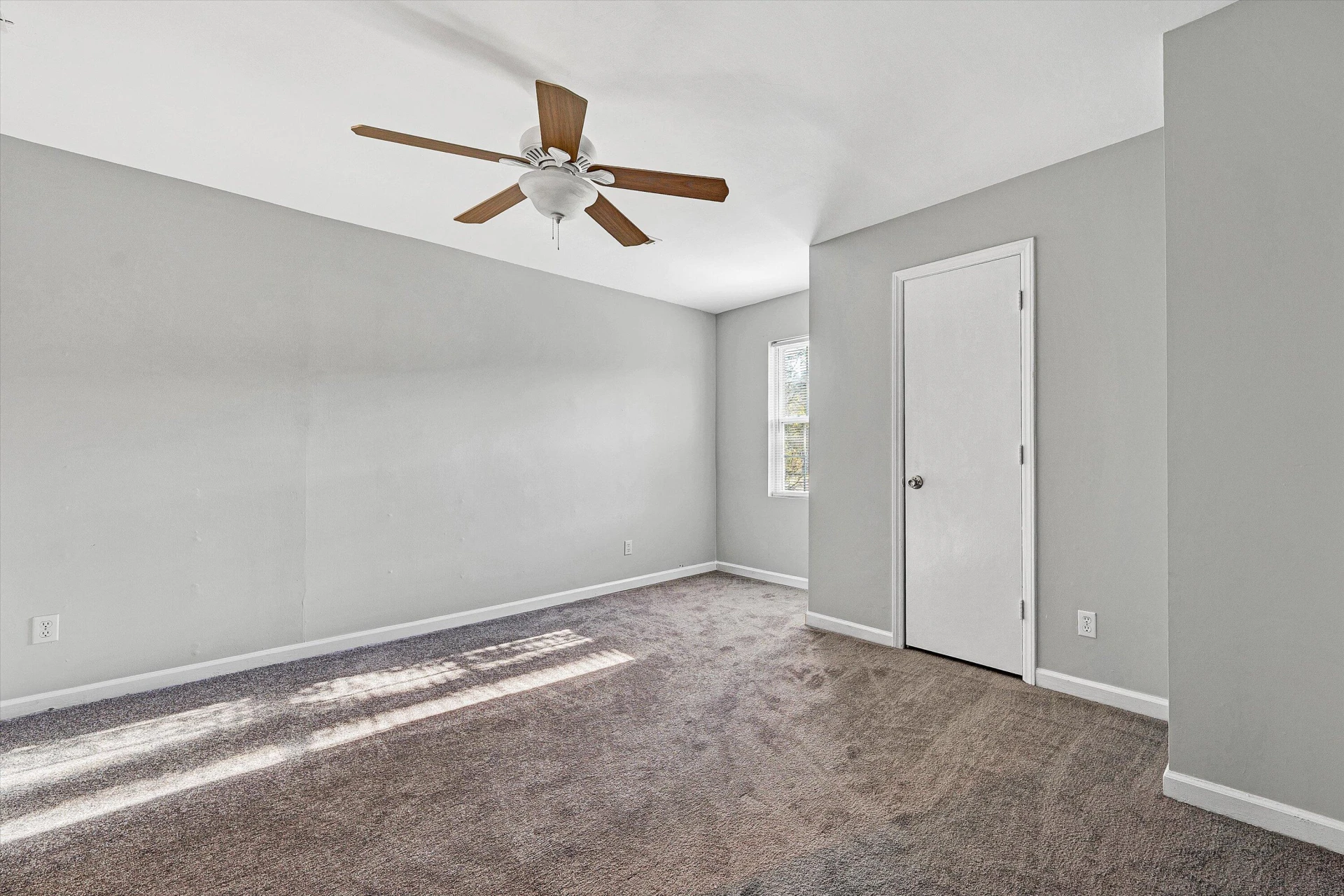 39 Maple AVE - Photo 21