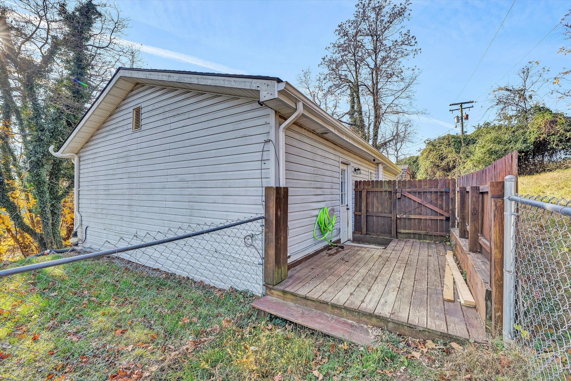 39 Maple AVE - Photo 30